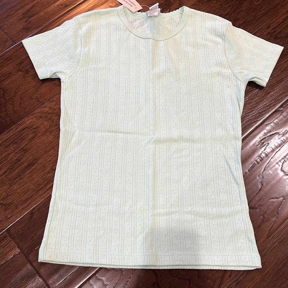 NWT B.Moss tee size medium